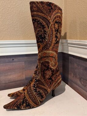 Paisley Patterned Knee-High Buenos Size 9.5 Kitten Heel Tapestry Boho Festival
